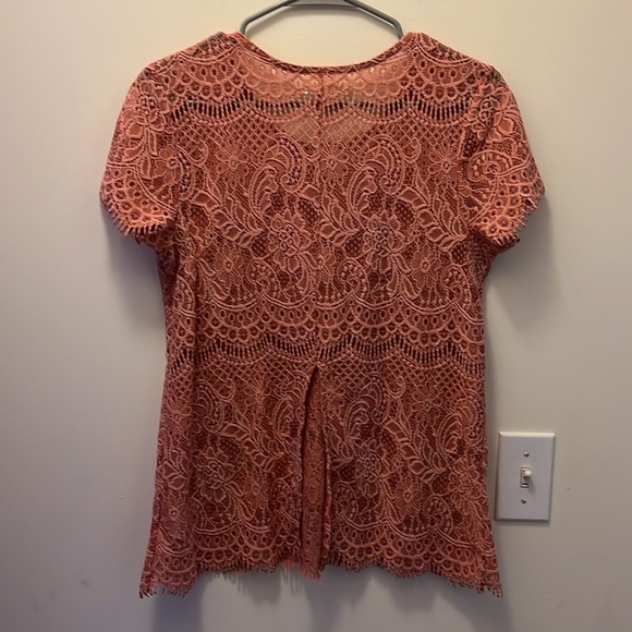 Maurices Coral Lace short sleeve Blouse size large - Picture 6 of 9